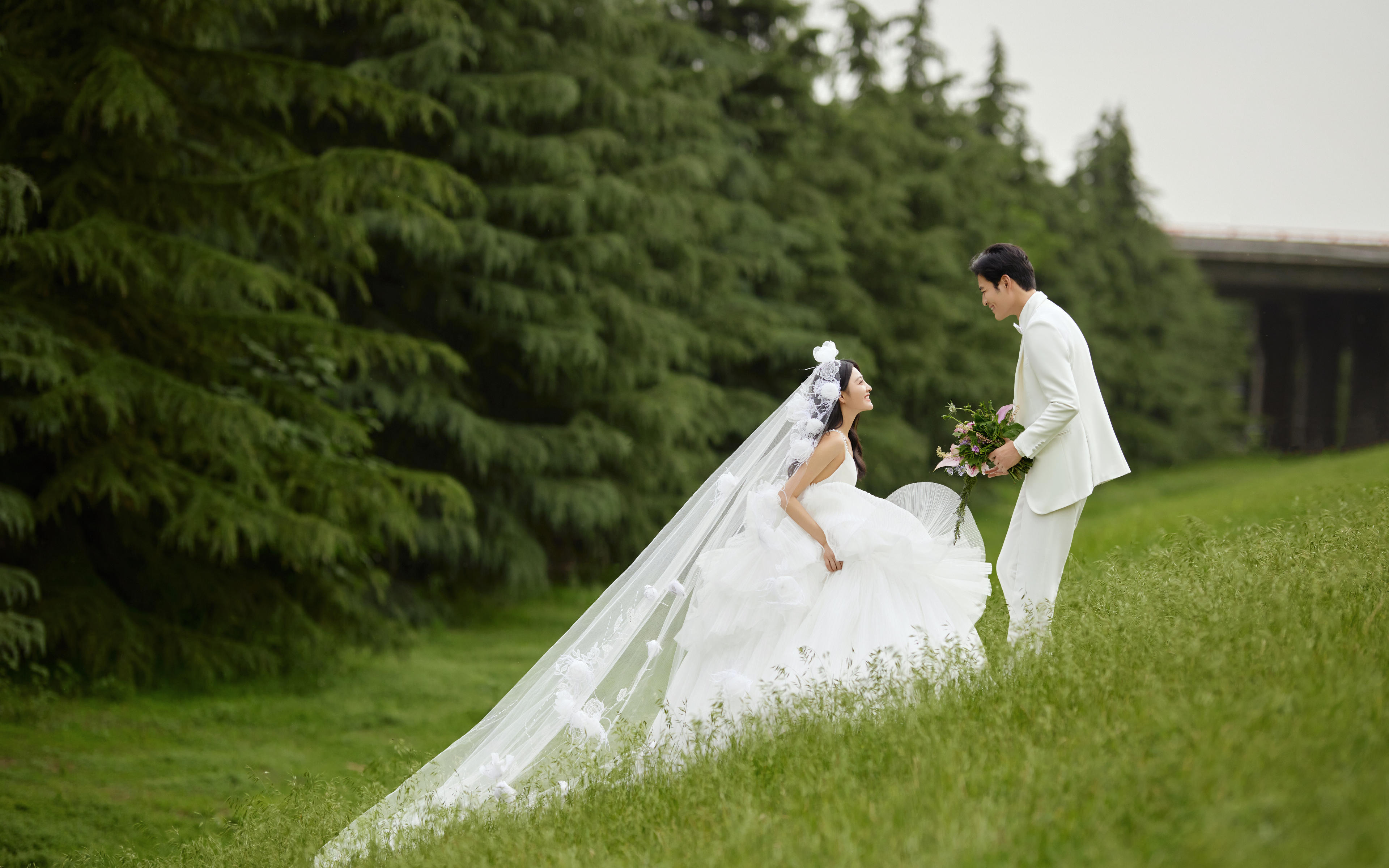 【法式印象】公主請拍??！儀式感清新森系草坪婚紗照