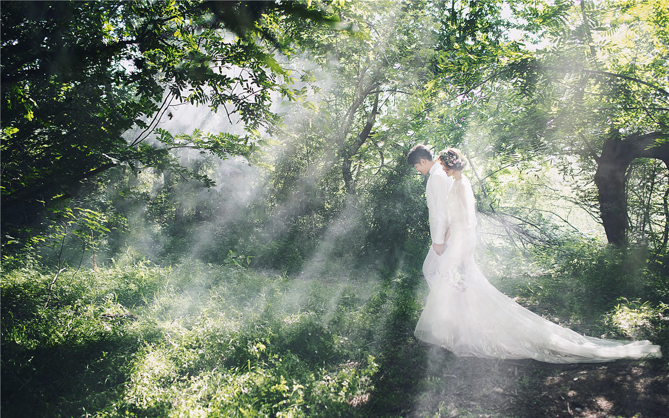 专属私人定制、旅拍风 限时特惠