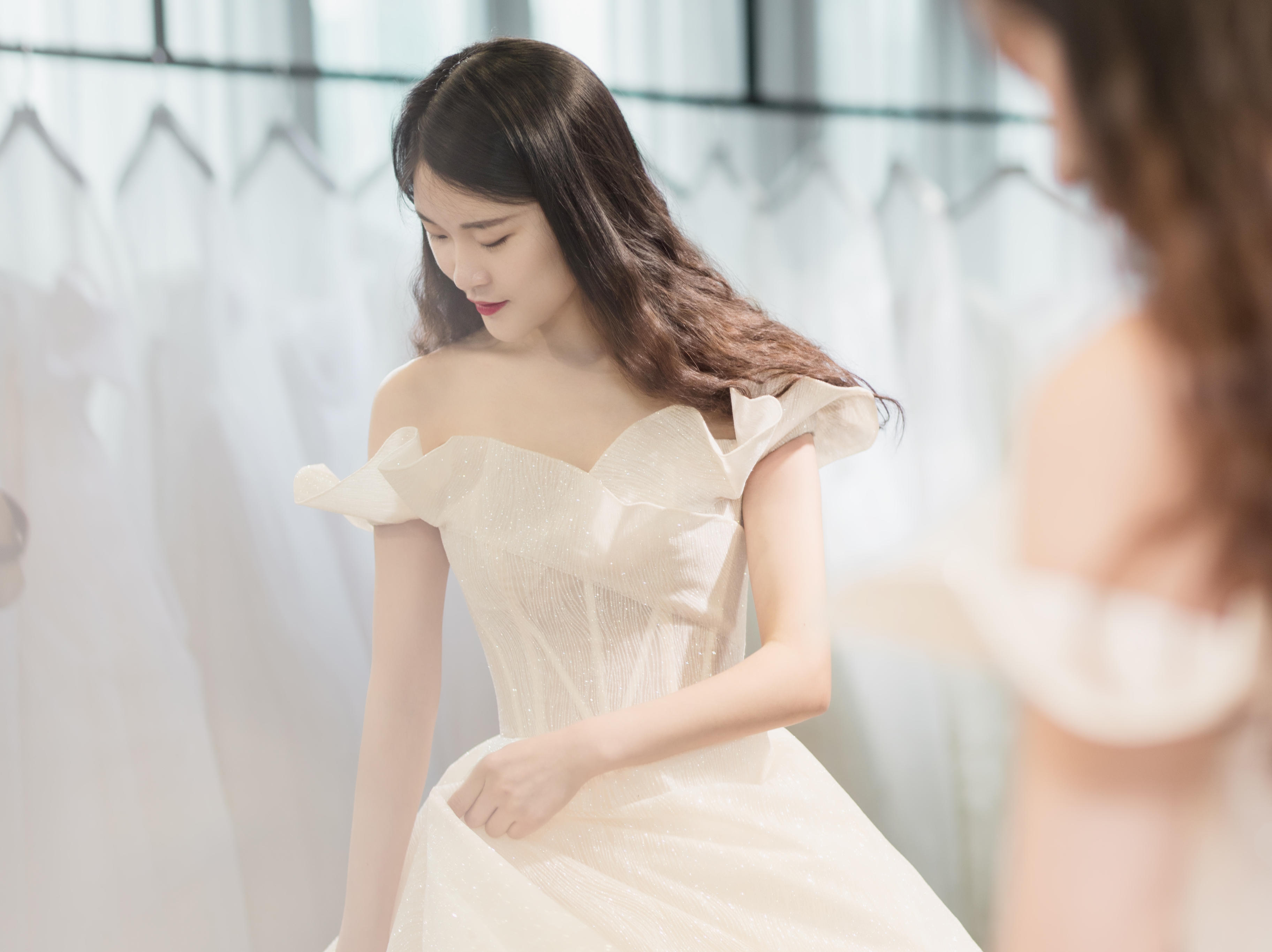 雅氏嫁衣  荷叶边主纱   