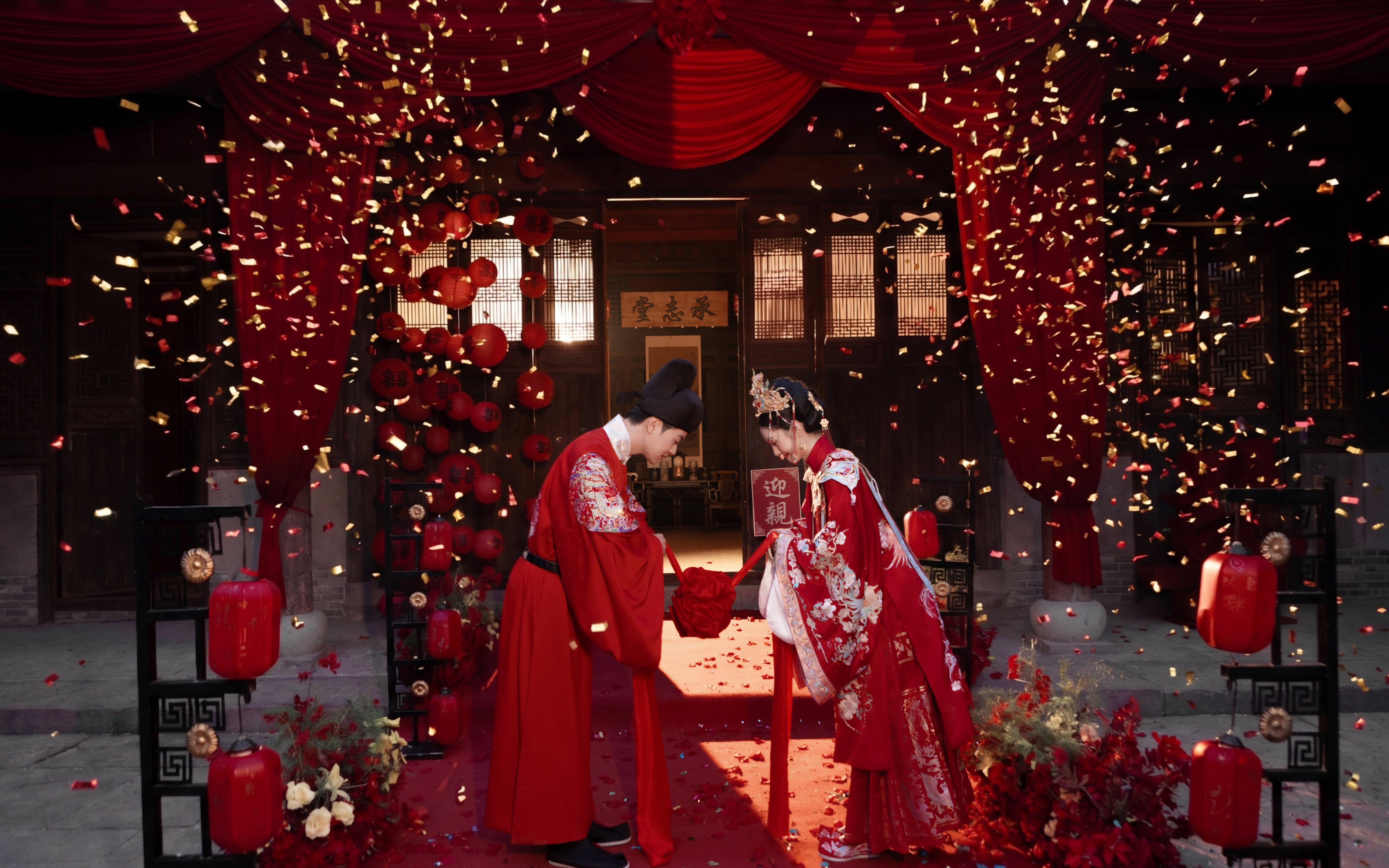 红妆十里，金饰满堂✨新中式婚纱照诚不欺我