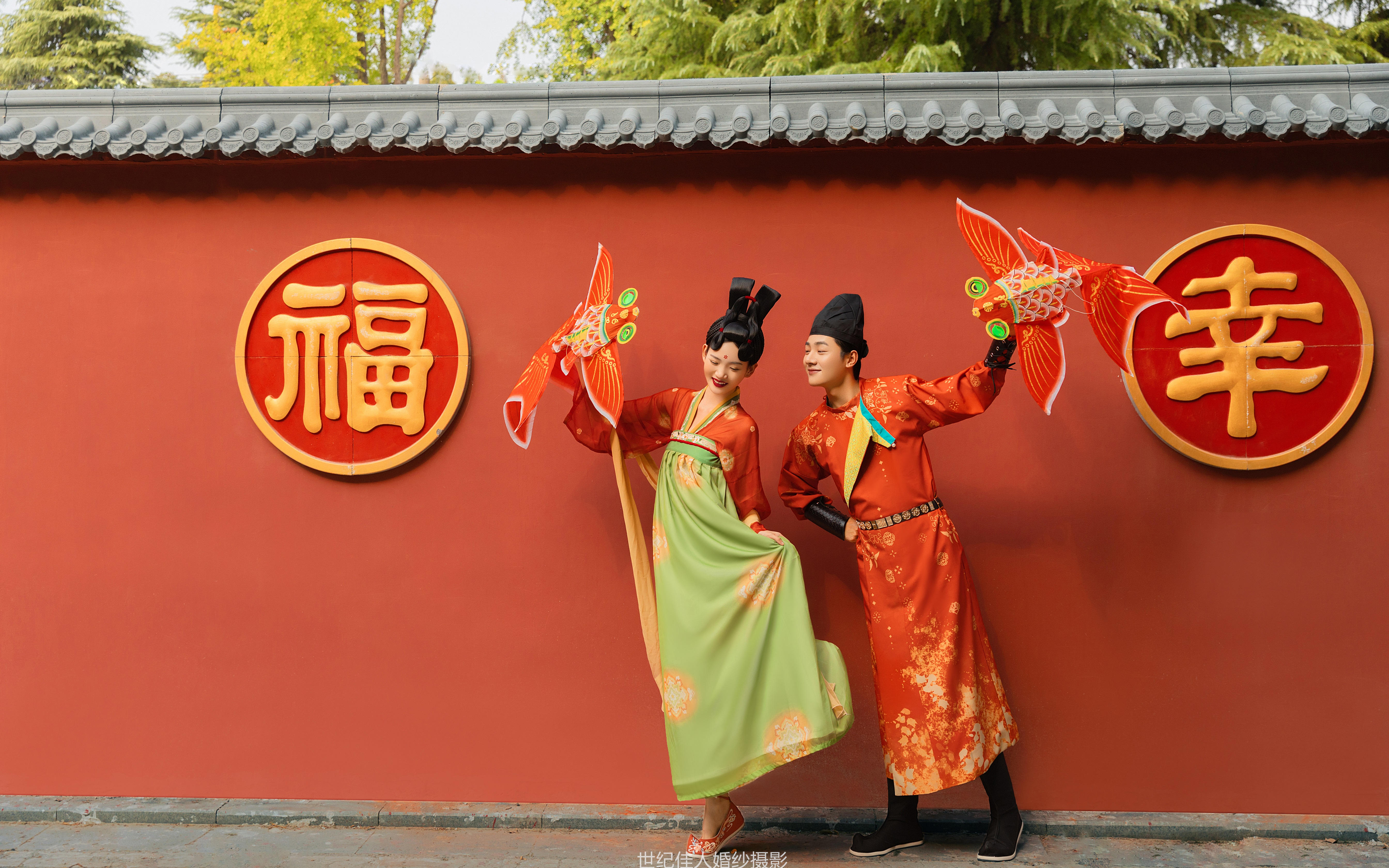 东方美学永不过时.明制汉服婚纱照太显贵辣