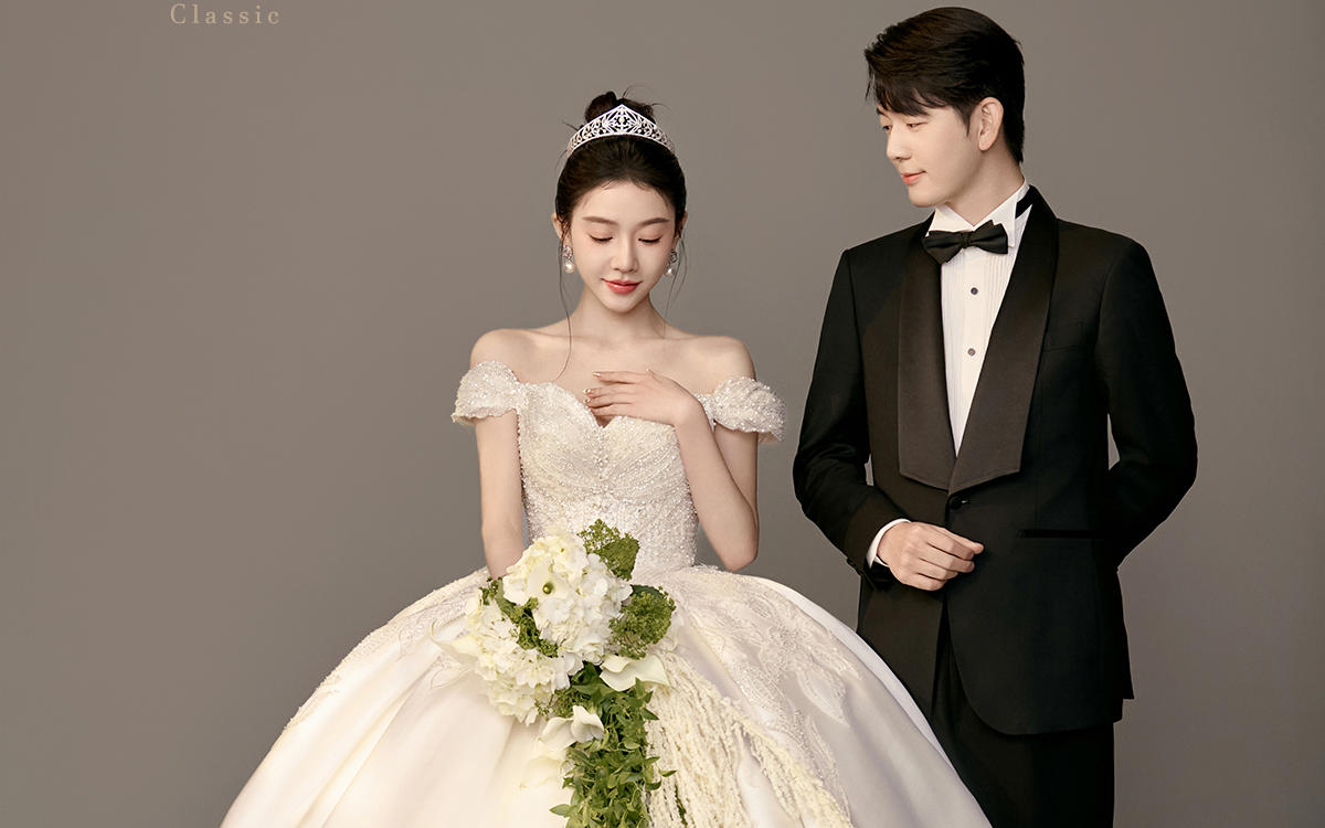 极简与典雅无声交融💍肖像婚纱照定格永恒