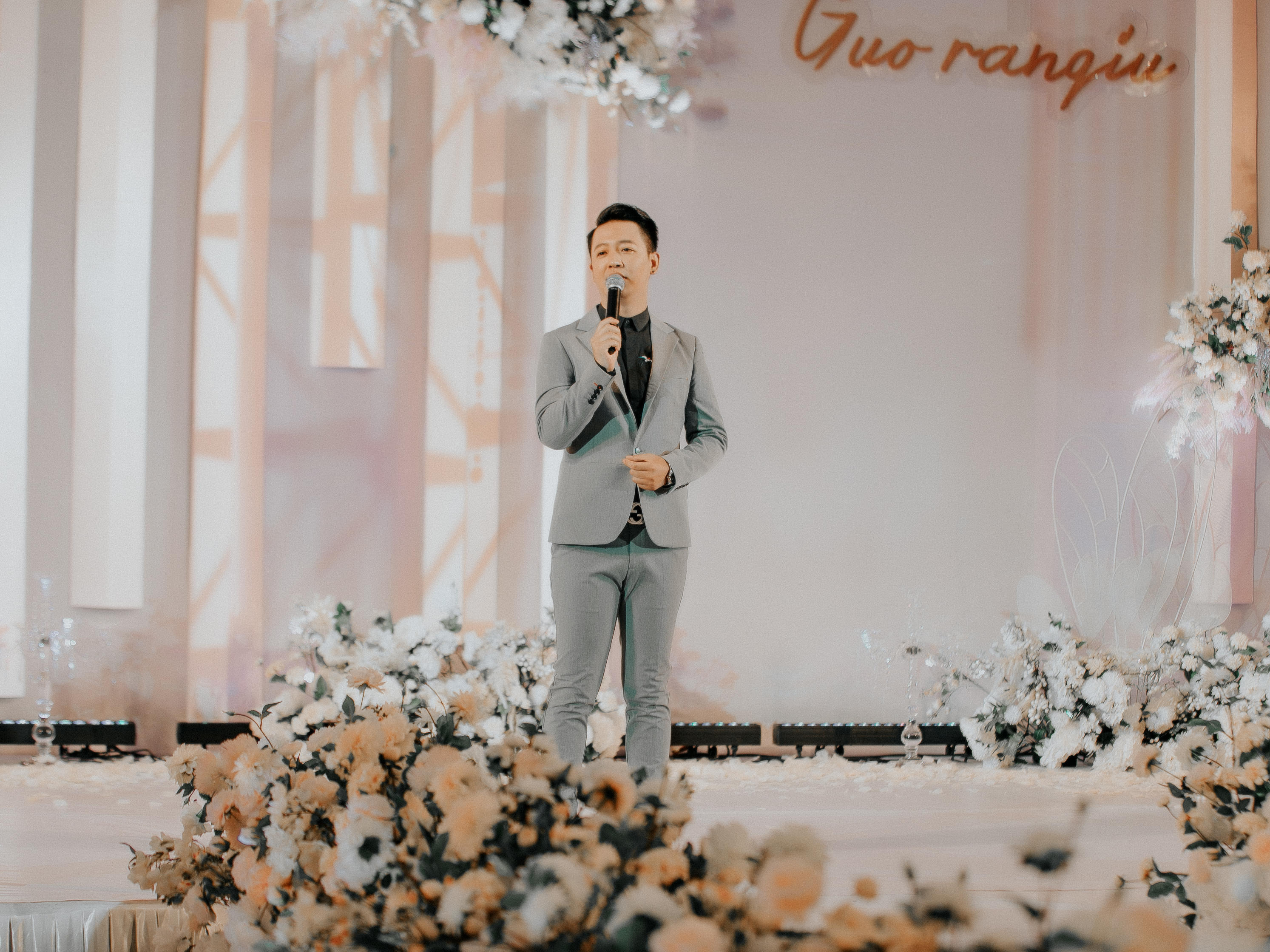 【私人定制】全程主持+新娘管家+执行督导执行音控