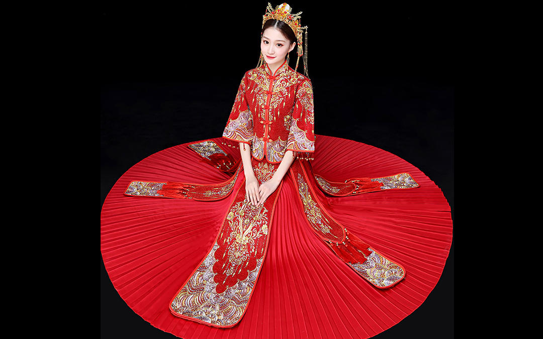 19年新款新款闪闪百褶秀禾龙凤褂