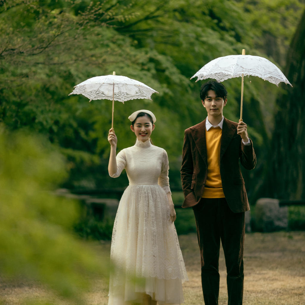 Mr gu &MRS  zhang