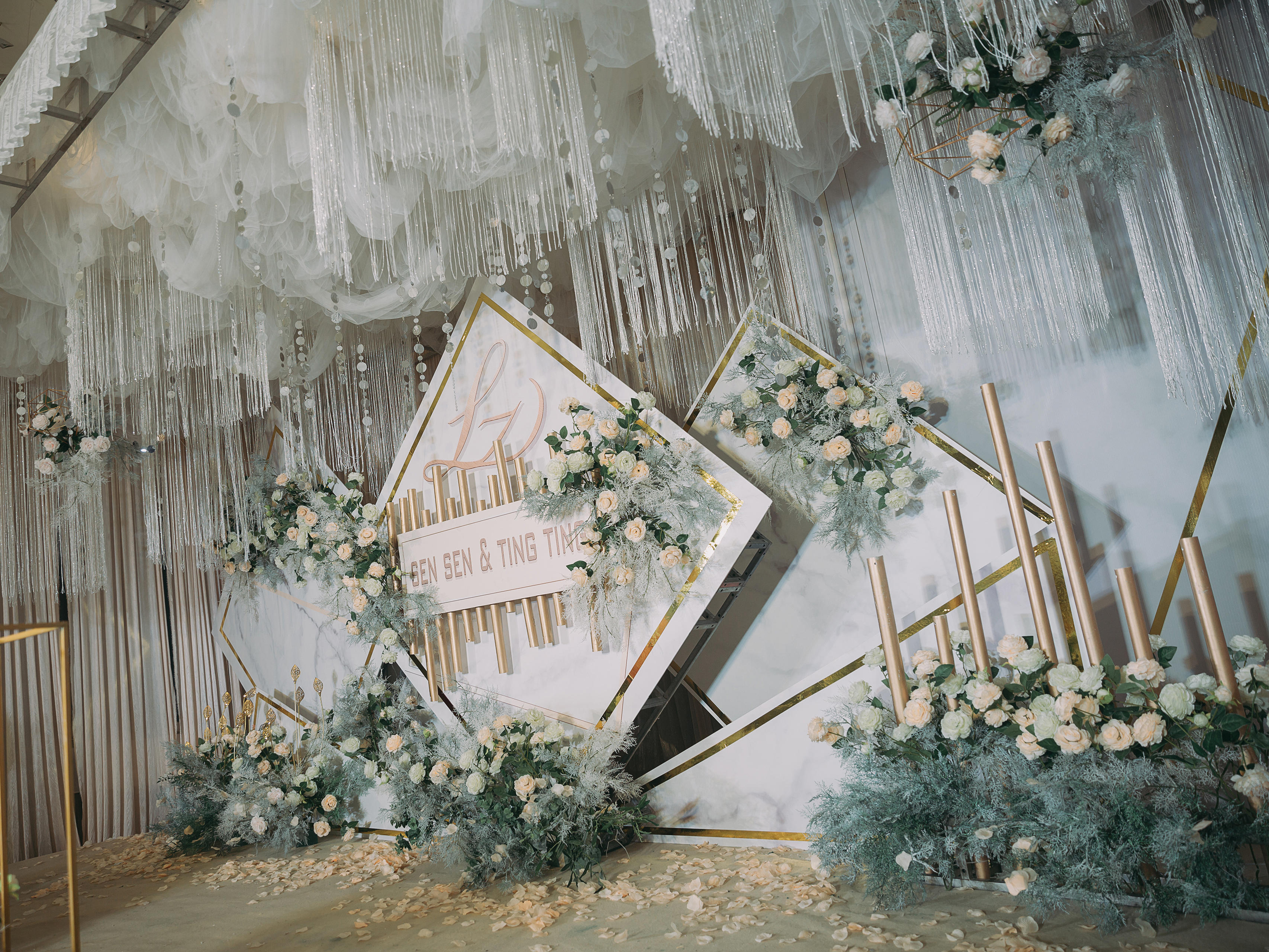 皇城铂嘉婚礼--时尚大理石纹造型