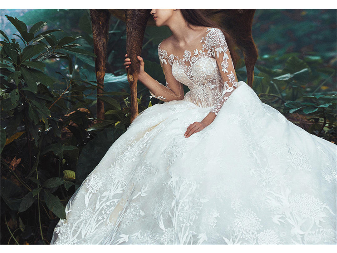 薇拉 超值特惠经典婚纱套系