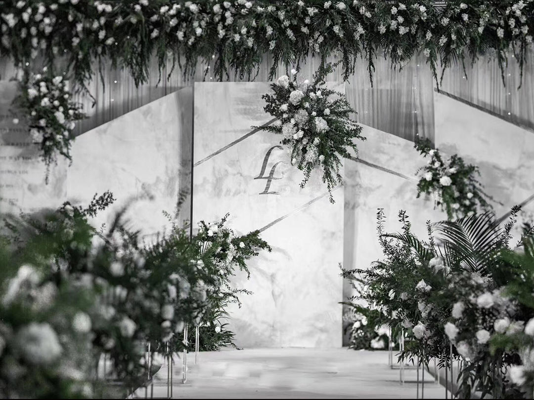 佳偶天成套系，赠送婚车装饰~