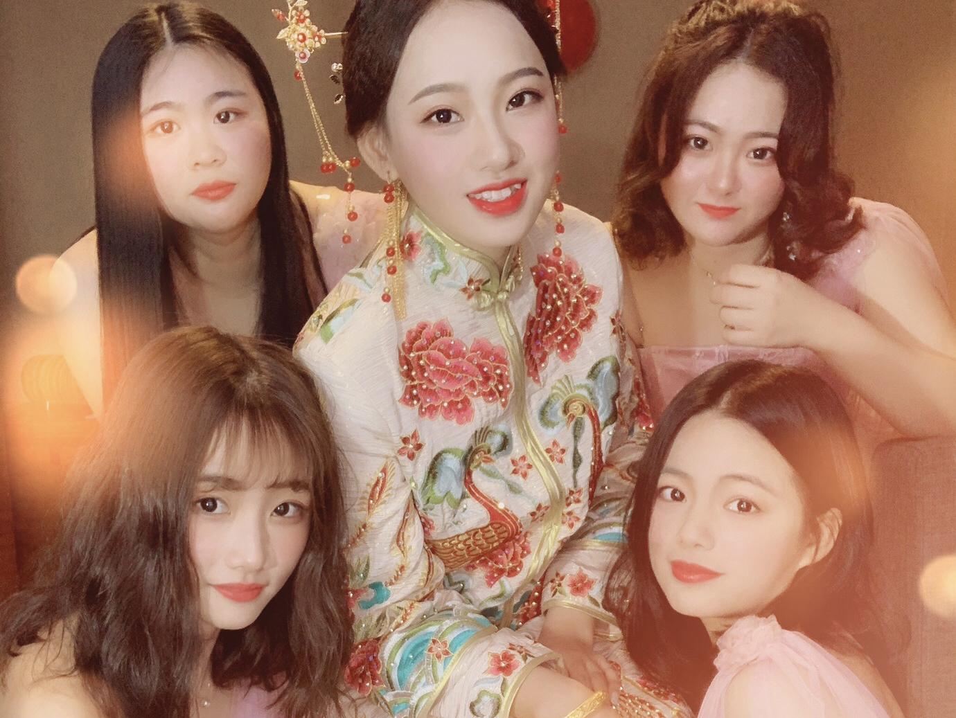 仅1314即可享齐地婚纱，女士中式婚服，敬酒服