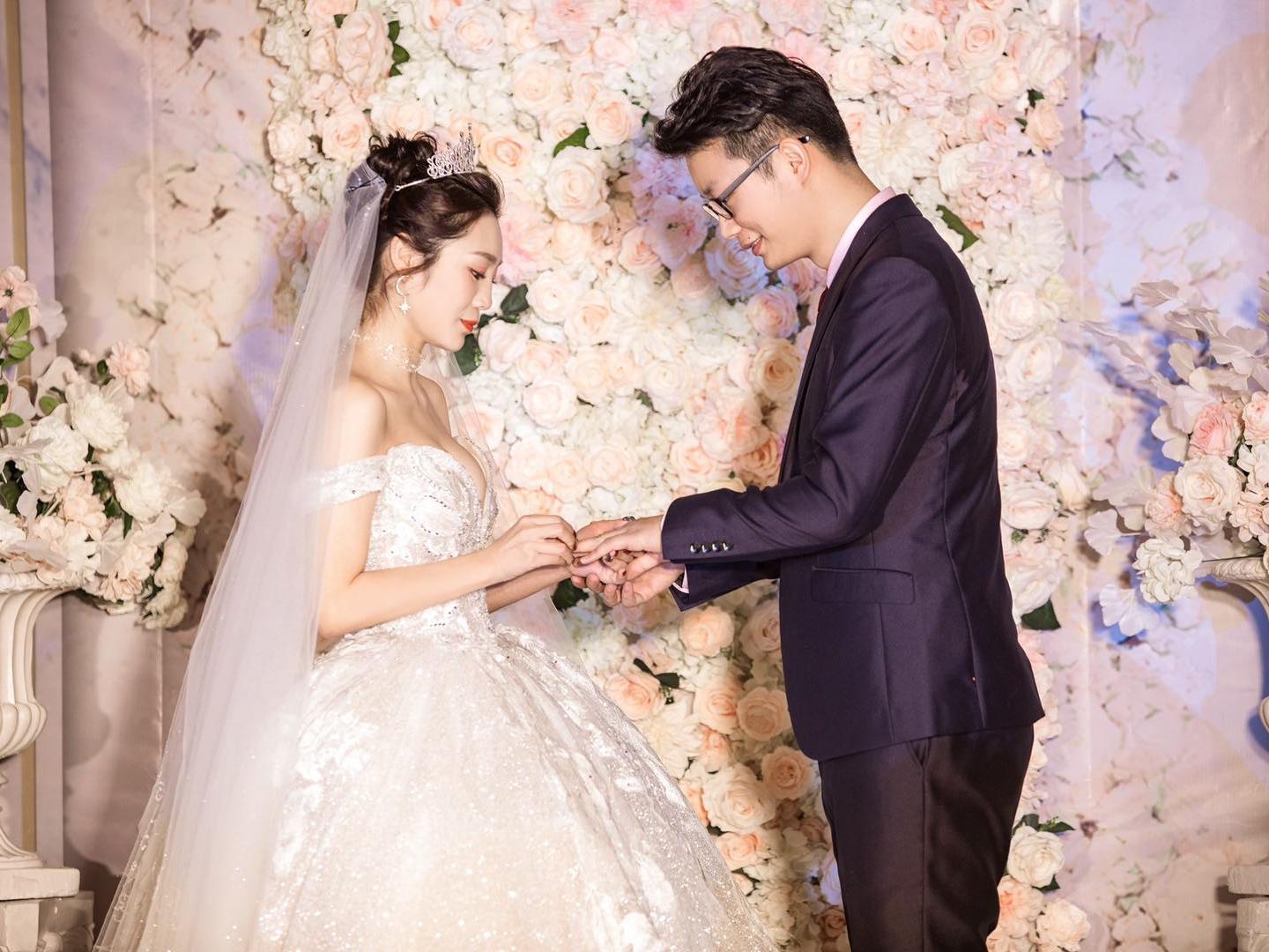 WHITE 公主系列(超值租赁含跟妆）