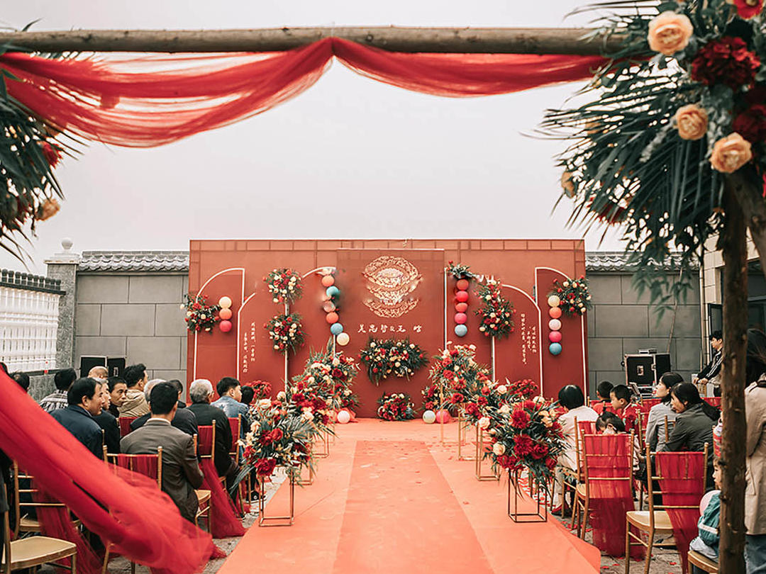 颠覆传统婚礼模式，现场气氛爆棚