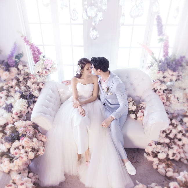 特价活动室内韩式清新婚纱照