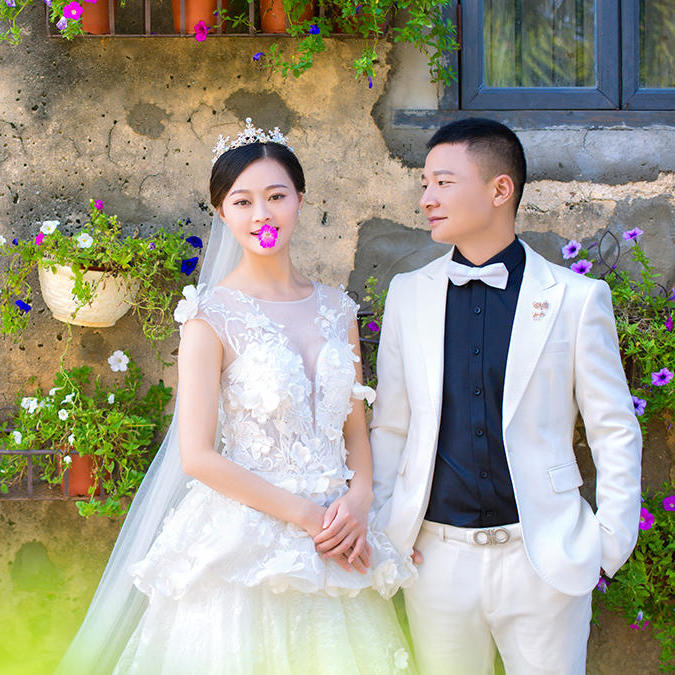 貴港街拍CC中國(guó)風(fēng)婚紗攝影