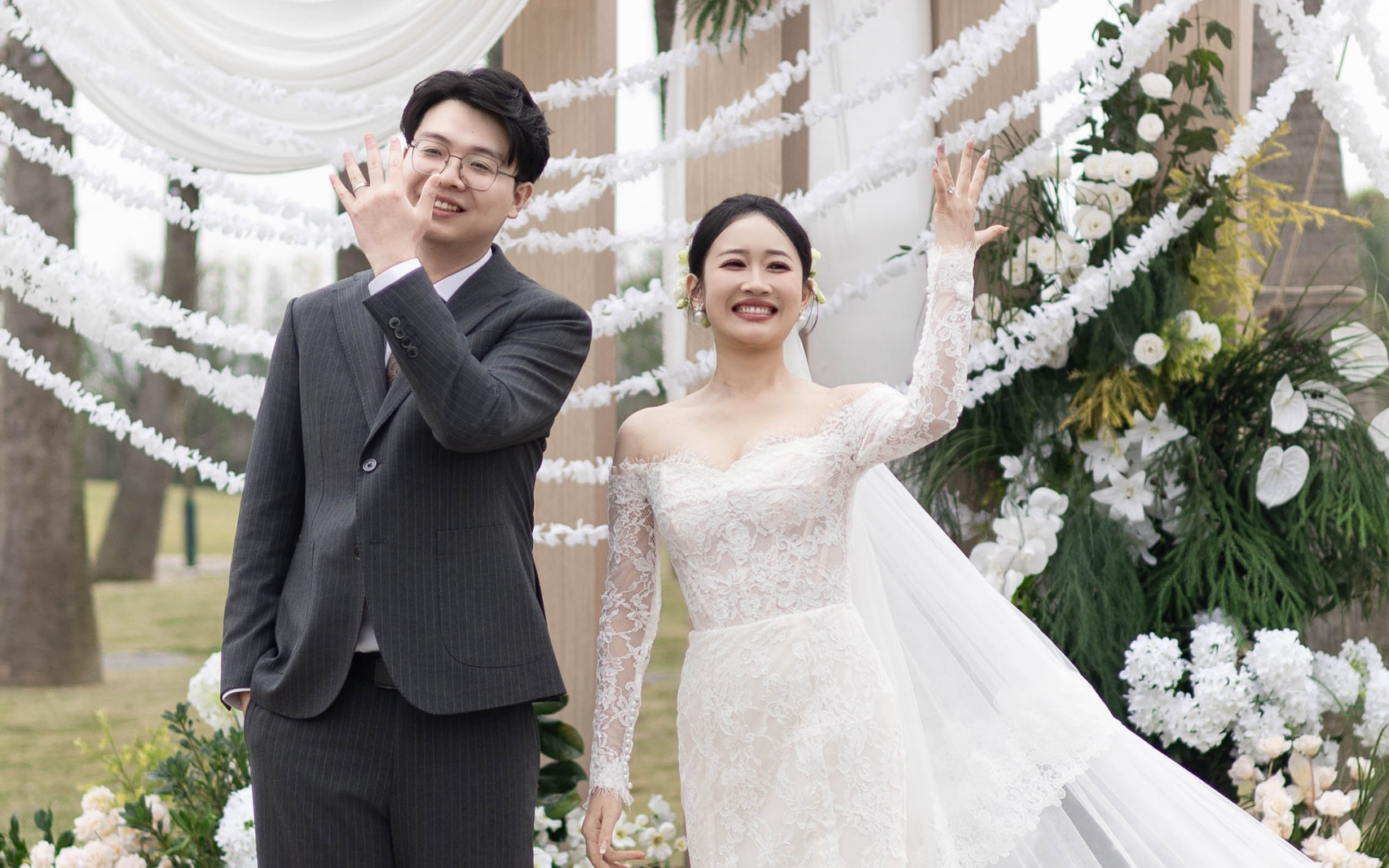 草坪為幕，凡希定制靜謐婚禮時光