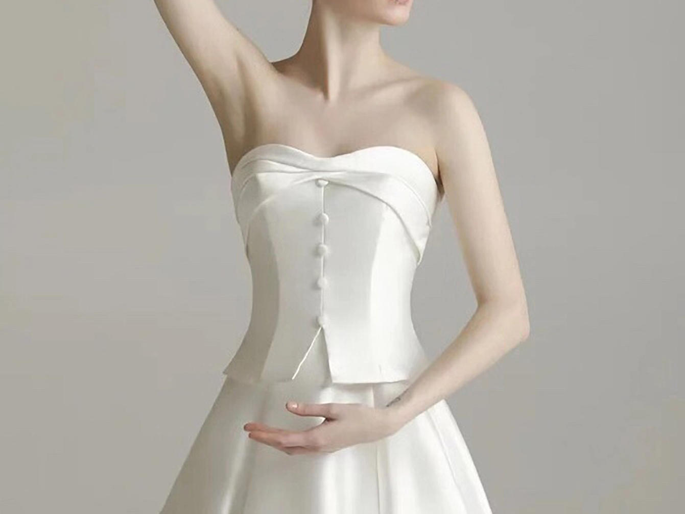 【赫本风】新款复古显瘦抹胸缎面简约法式拖尾婚纱