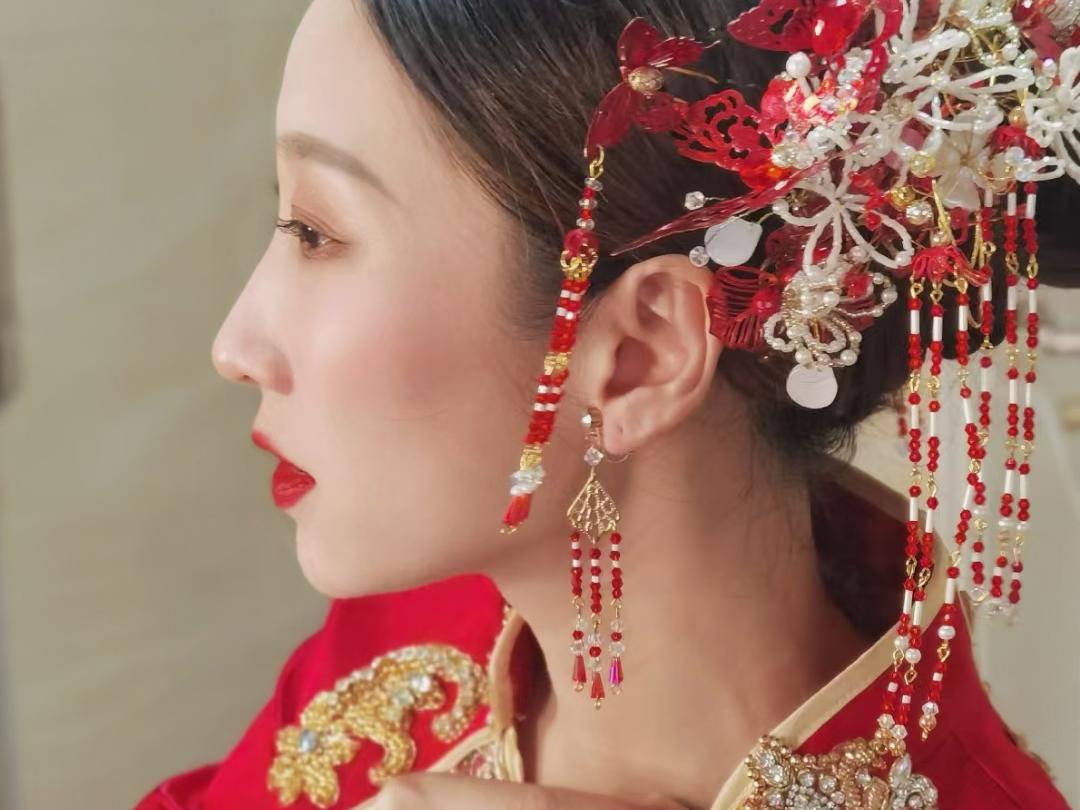  森白新娘造型化妆全程跟妆