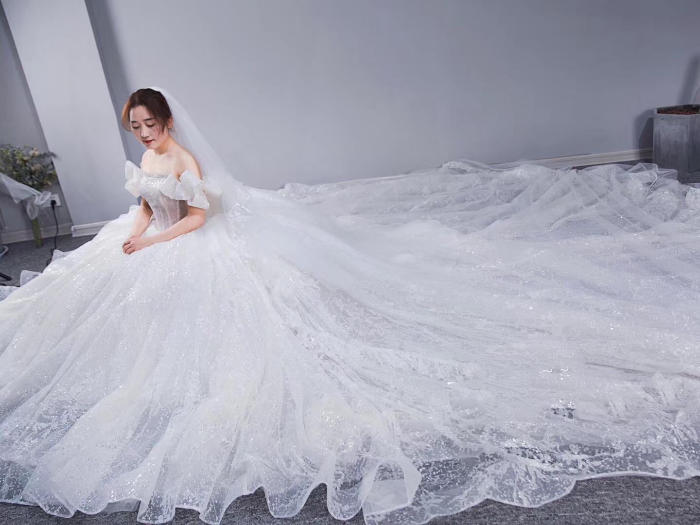 洛丽塔风格甜美蓬蓬裙 亦可甜美亦可高贵