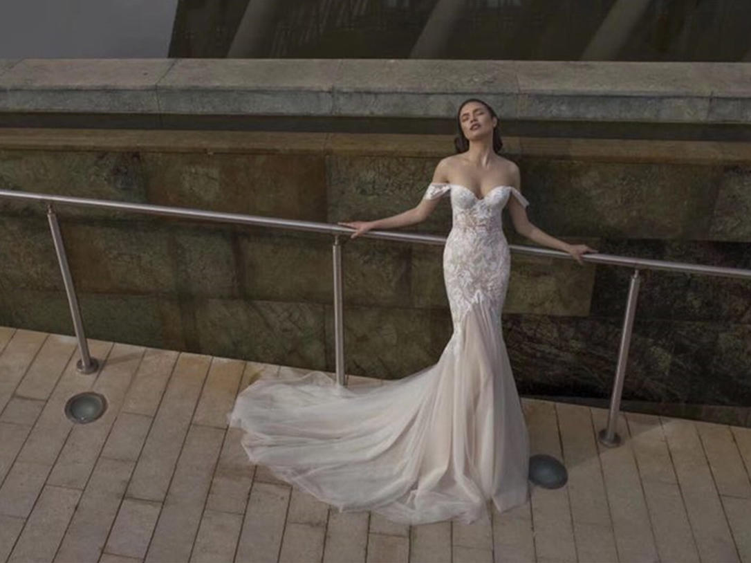 【即白婚纱】人气新娘套餐+简约大气新娘推荐