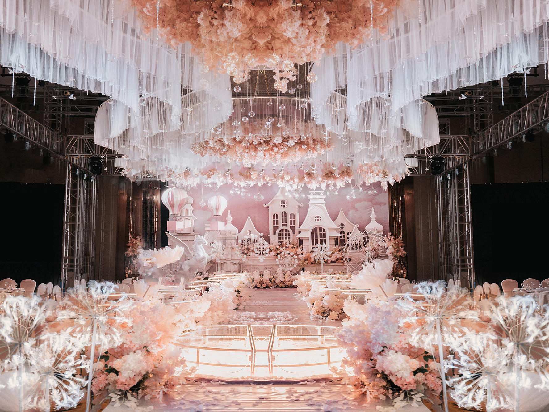 【浪漫派婚礼】华美达酒店大吊顶粉色城堡主题婚礼