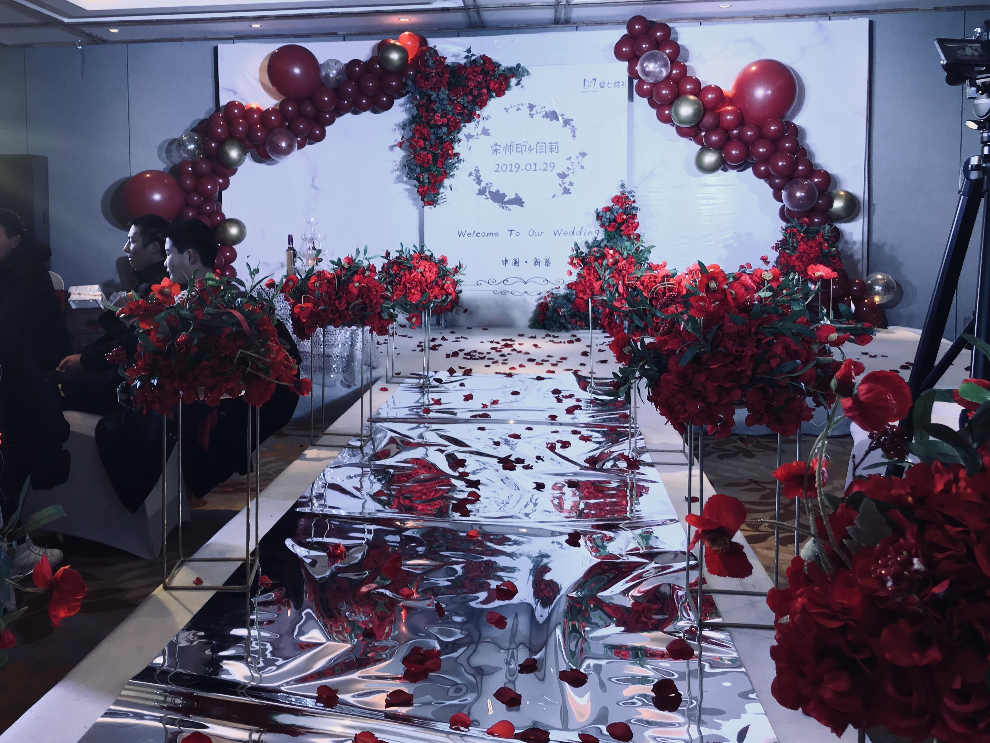 浪漫季节 花艺浓情 时尚婚礼