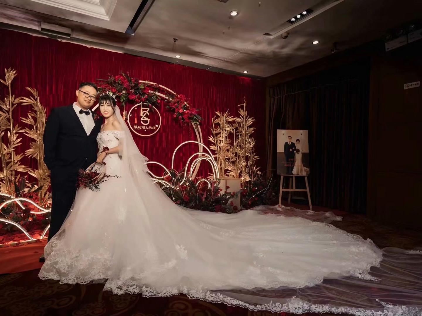 特惠套餐出门纱主婚纱敬酒服2件伴娘服