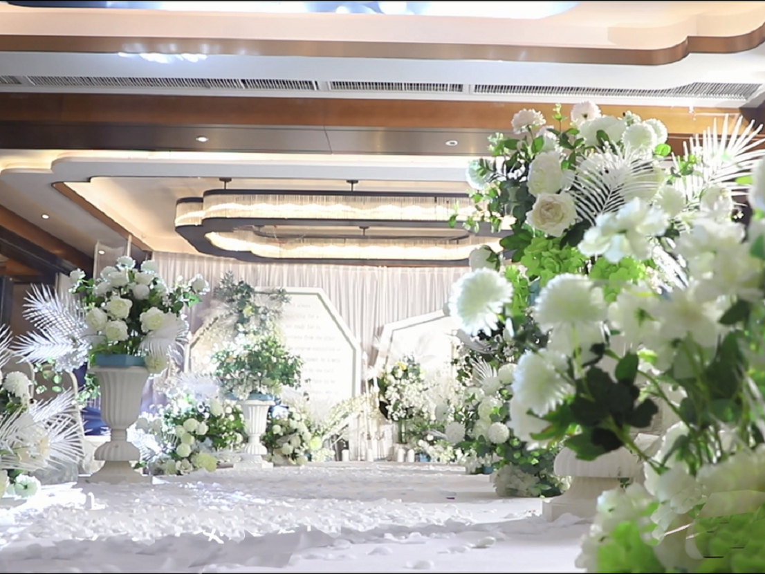 曹县澳洲酒店二楼白森系婚礼现场