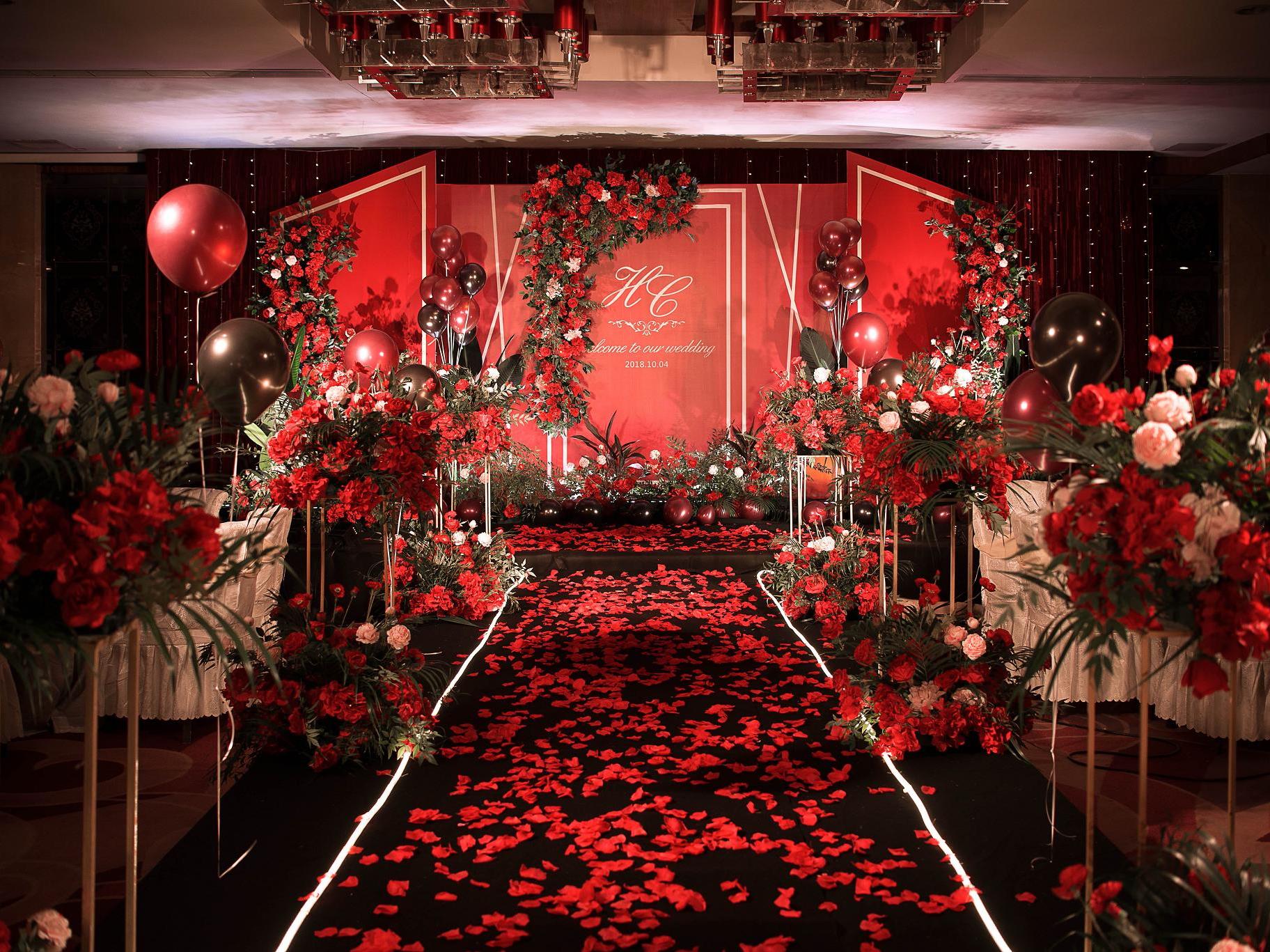 热卖或人气推荐---红色现代简约婚礼