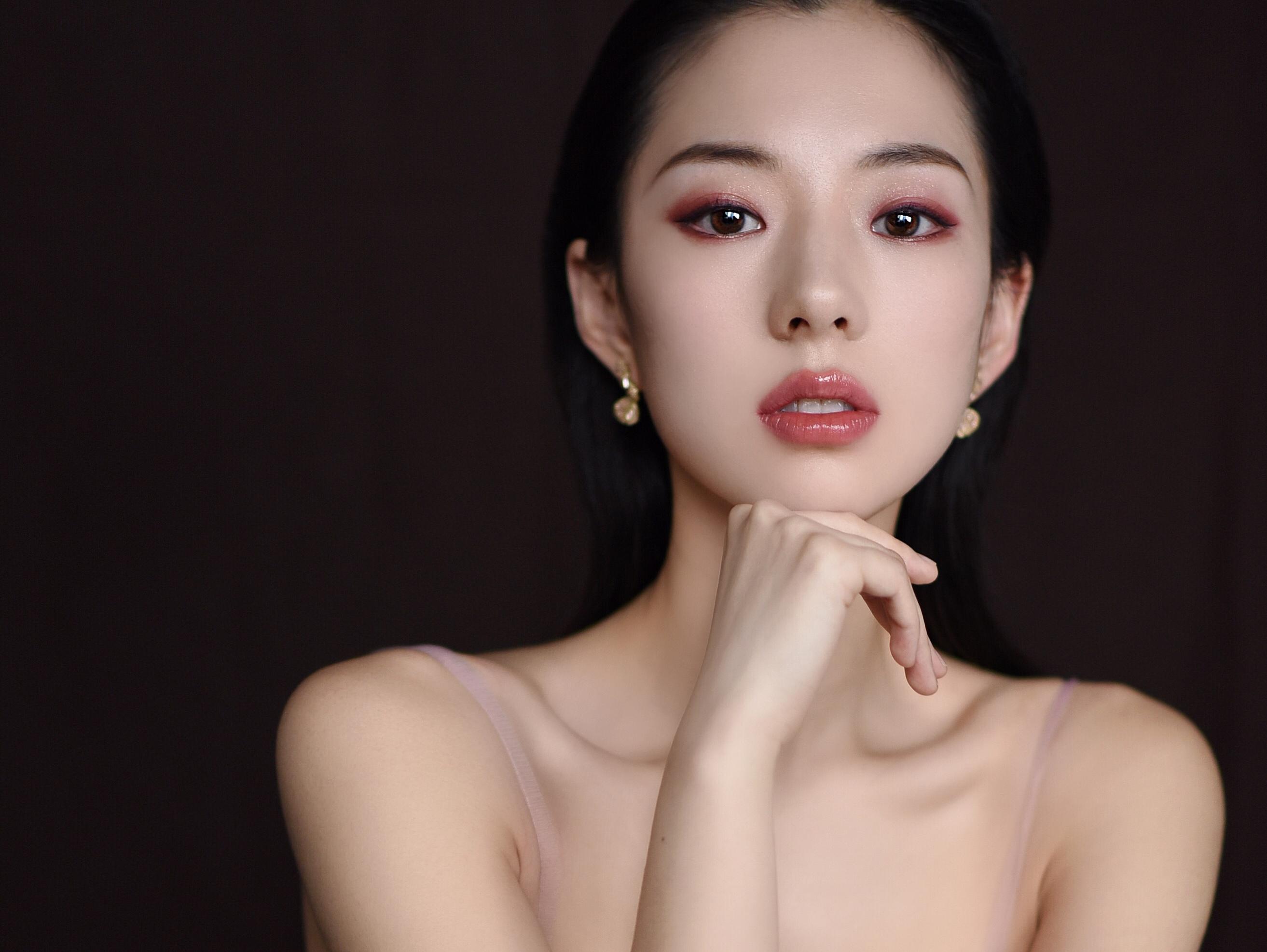 胭脂绒造型创始人 绒绒 