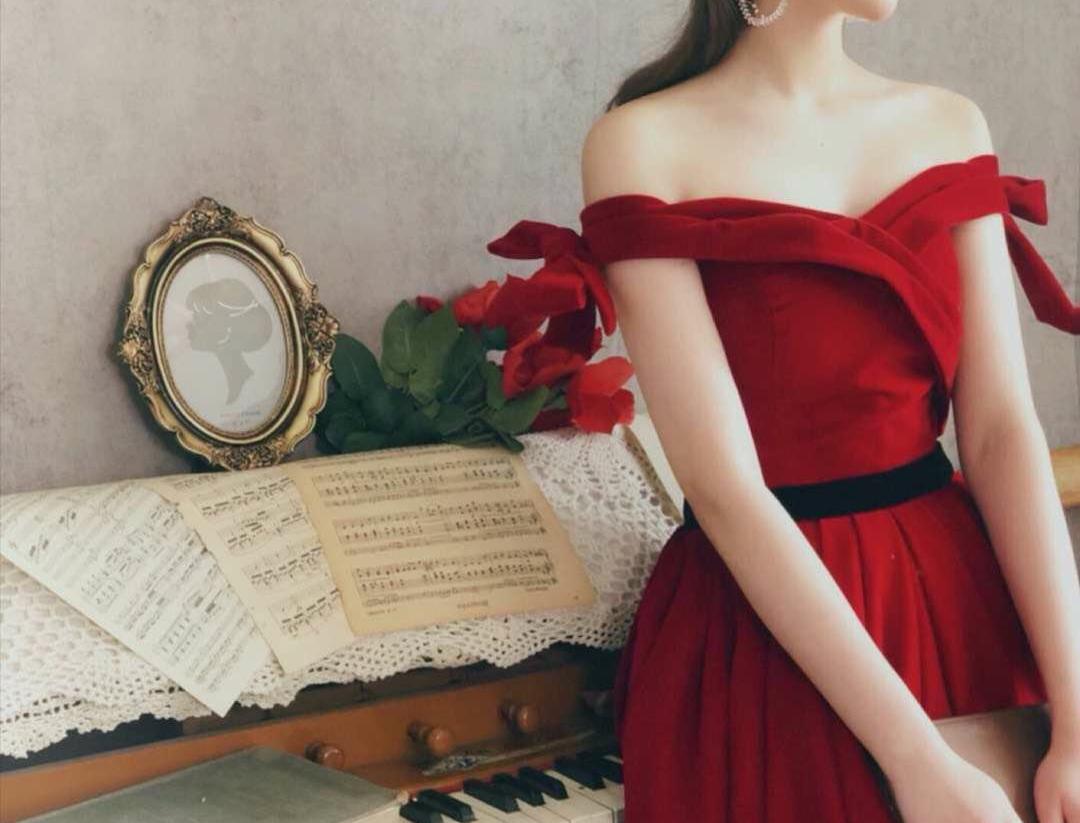 团购特价 妆发+礼服 舞台主持·演出·比赛·领奖