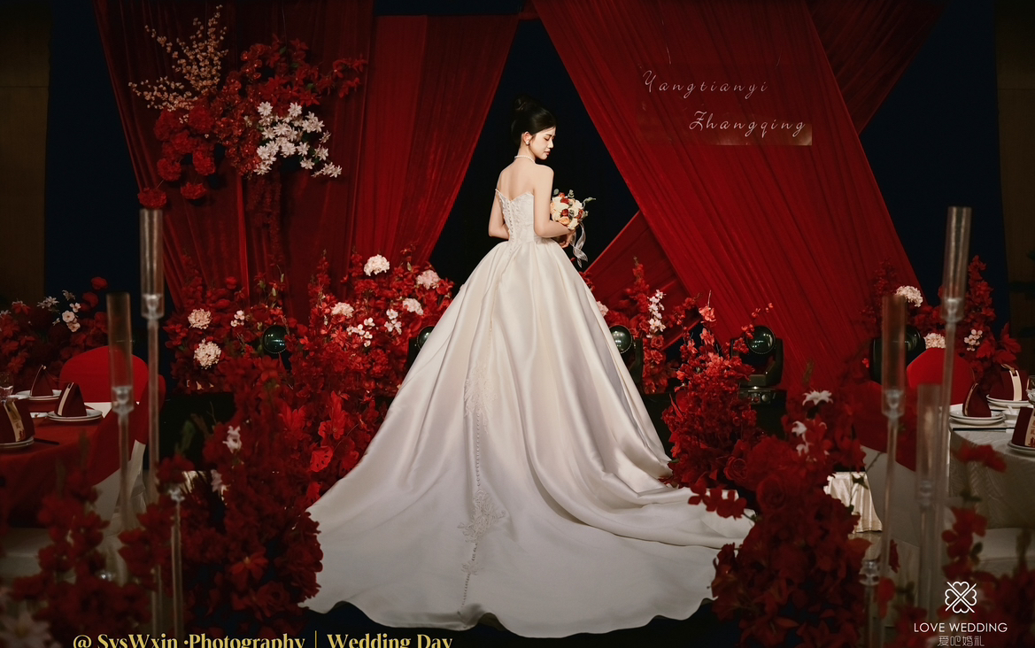 愛吧婚禮｜黑紅風(fēng)格小眾布置