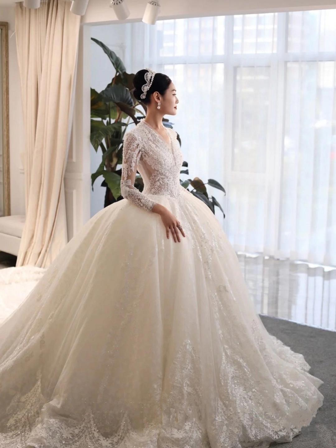 【新郎新娘一站体验套餐】中式+白纱+敬酒服+西装