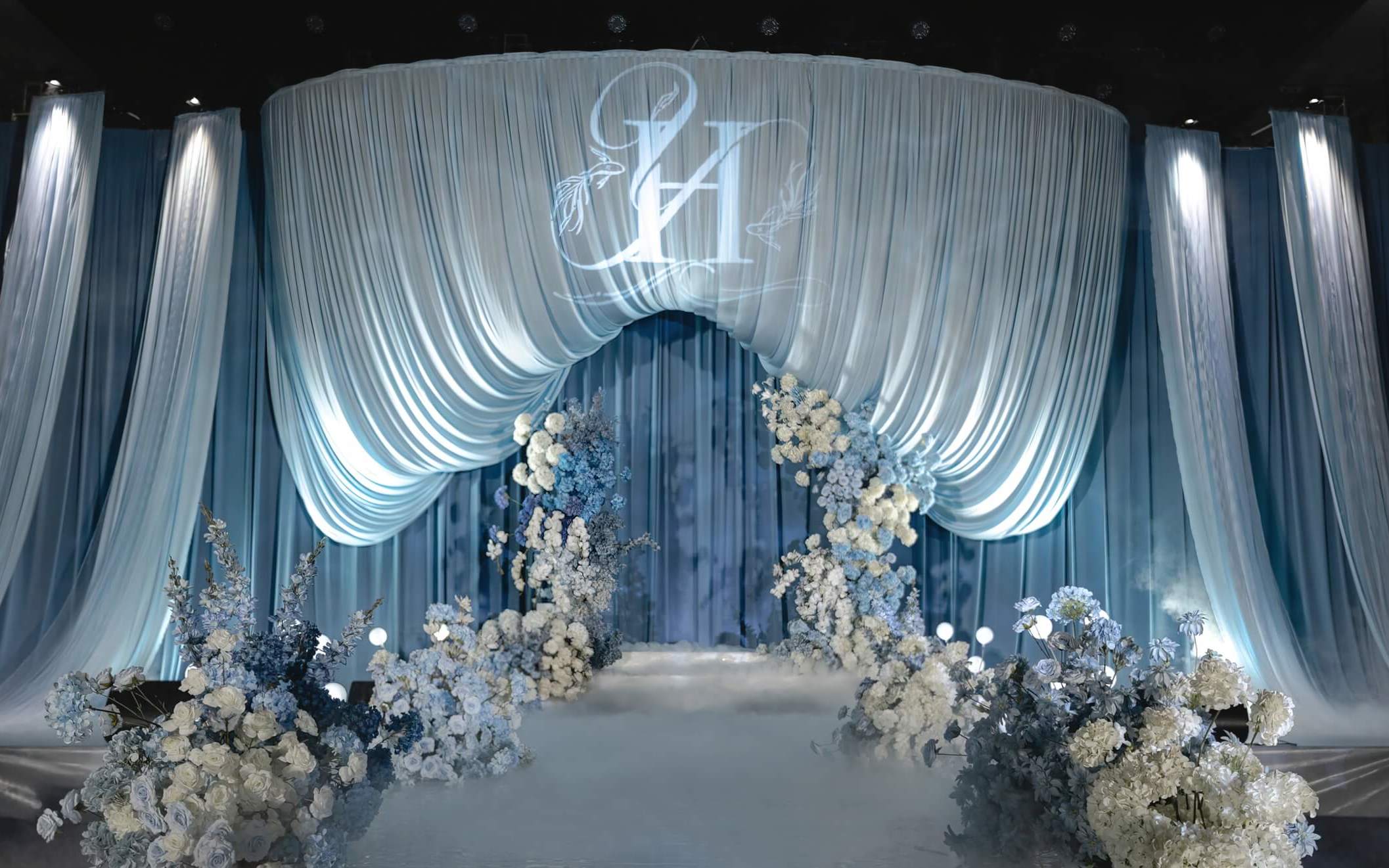 怦然心動(dòng)藍(lán)色布?；槎Y