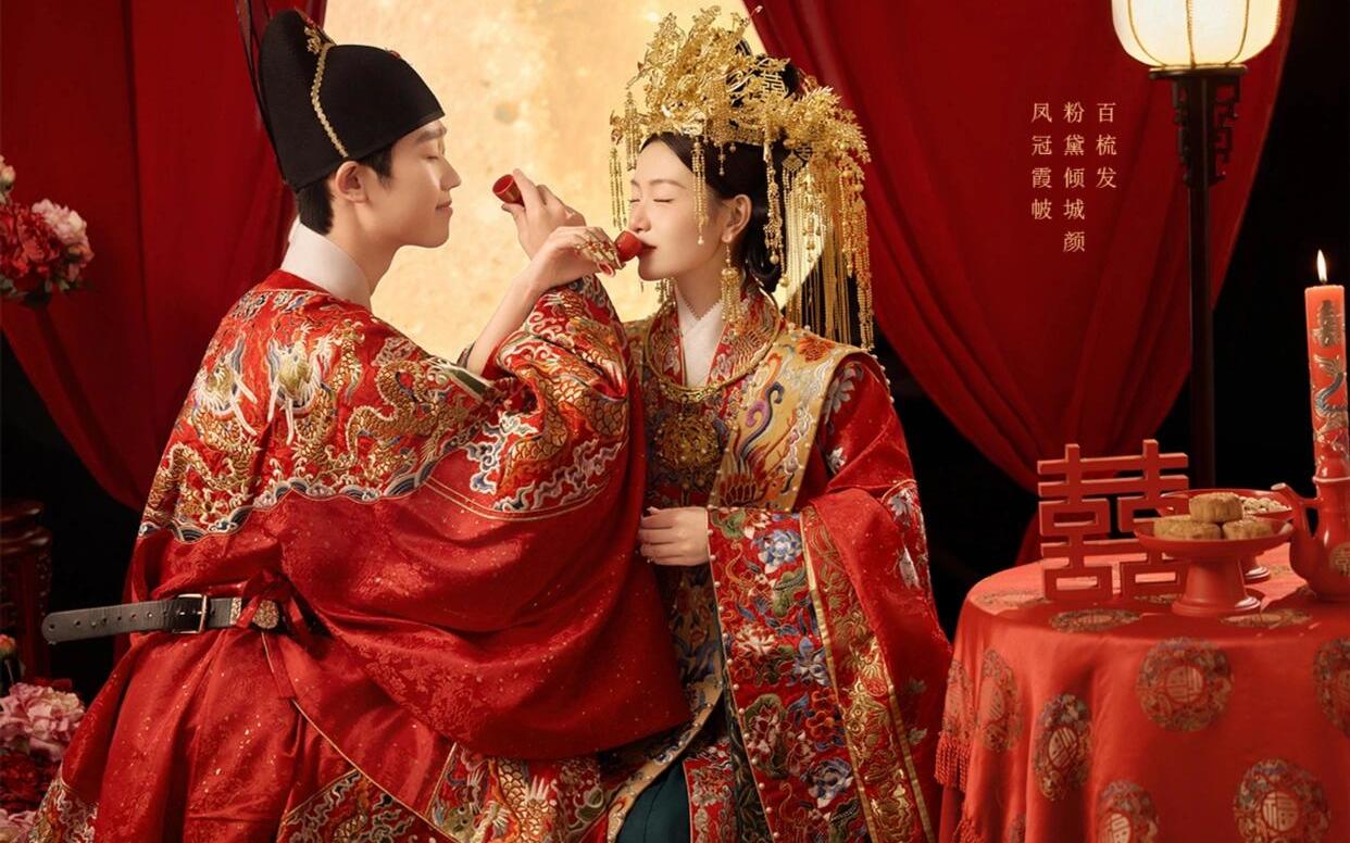 【中式漢服】中式大婚??哪個(gè)女孩能拒絕鳳冠霞帔