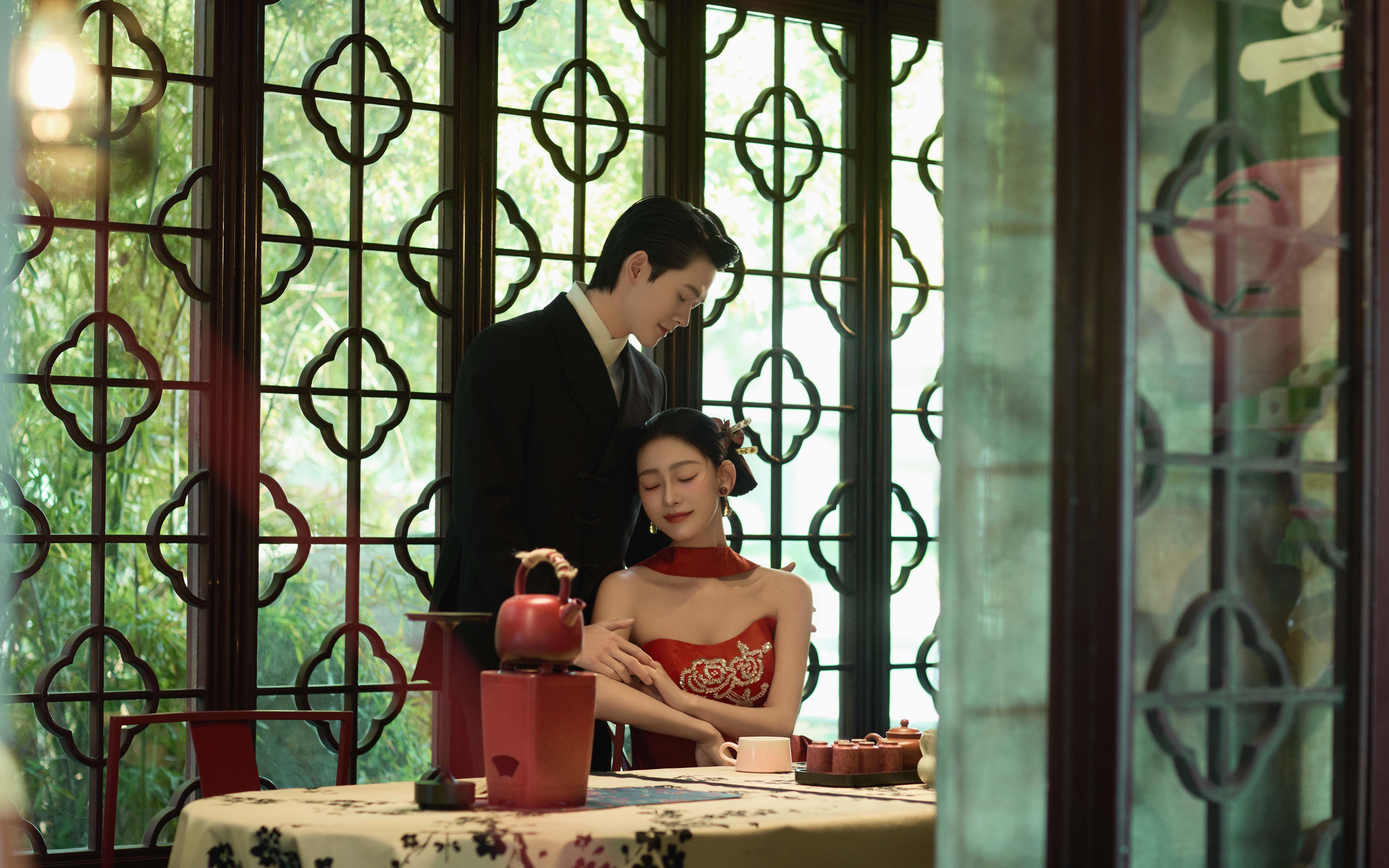 【红色旗袍婚纱照】