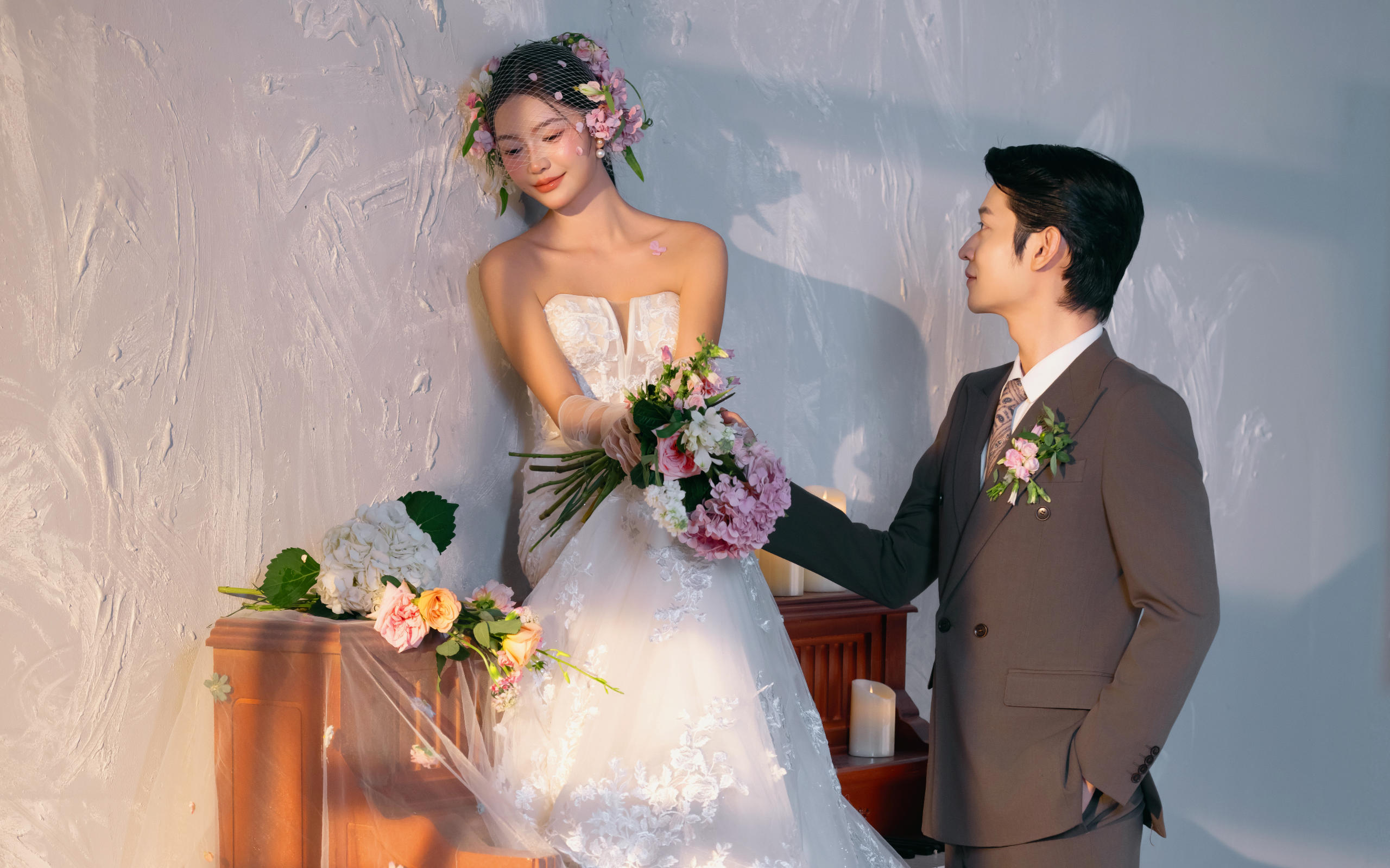 美到犯規(guī)的復(fù)古婚紗照??氛圍感直接拉滿