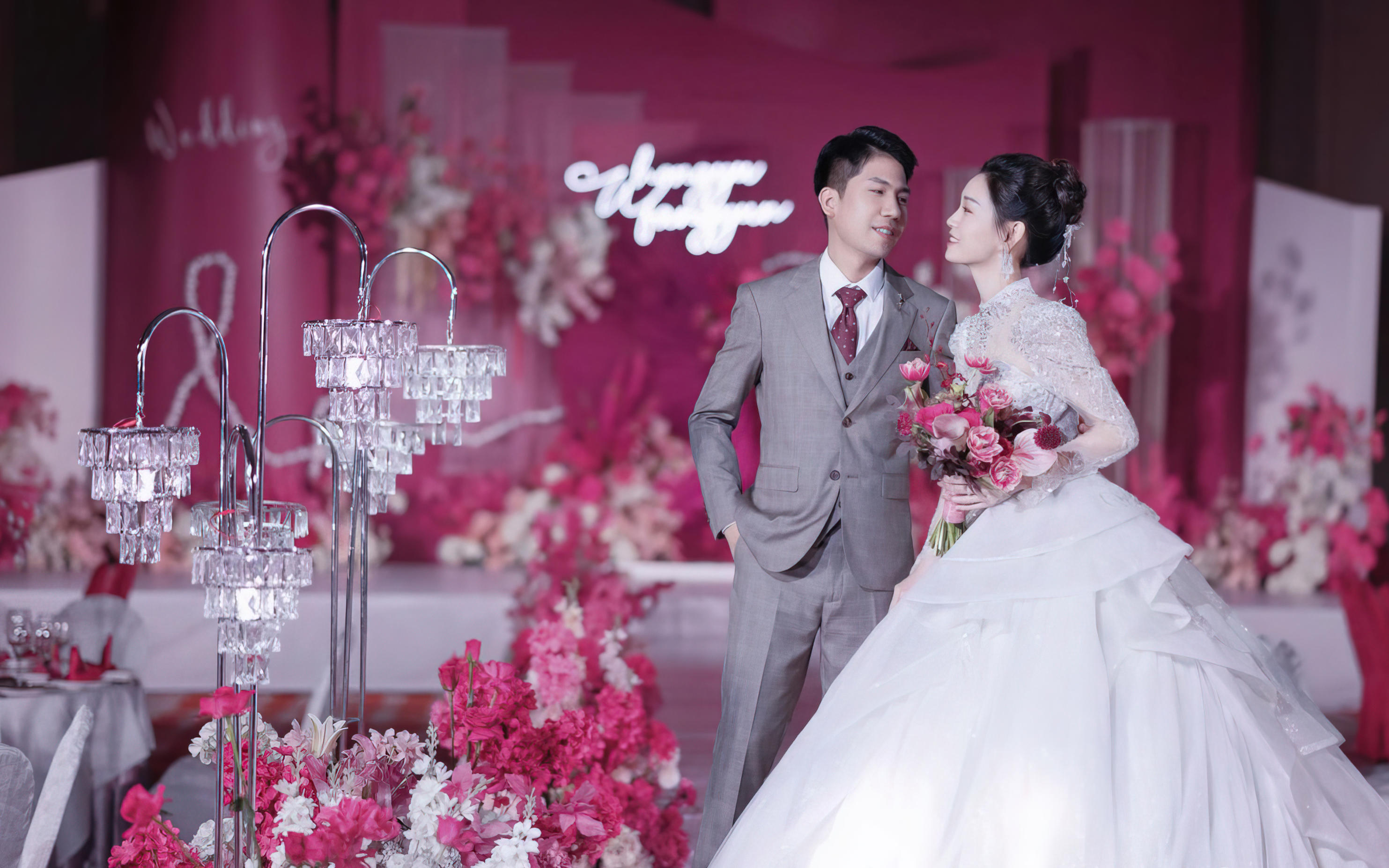 波西米亚风情婚礼，浪漫随性自然流淌