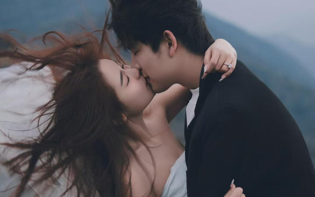 00后必拍，搞怪又可爱的生命力婚纱照