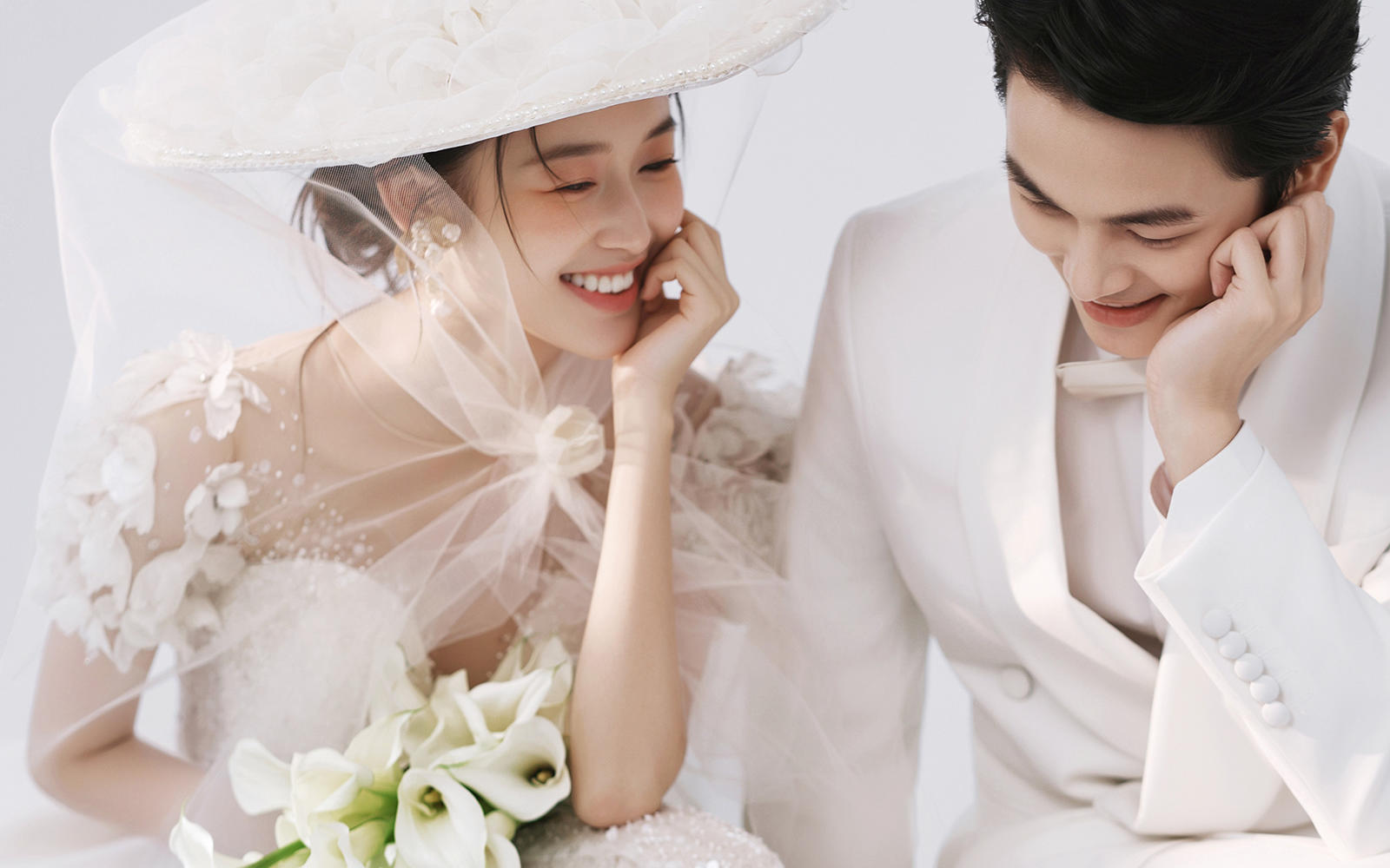 我宣布❗这就是室内极简婚纱照天花板