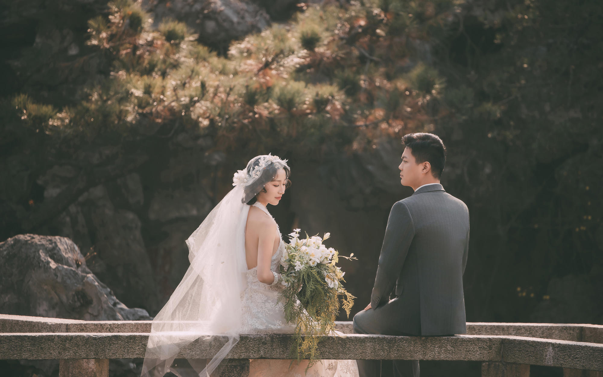 姐妹你的園林婚紗照在發(fā)光啊 