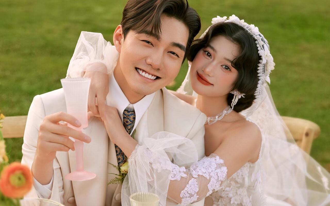 普通女孩都去拍一组法式婚纱照好吗