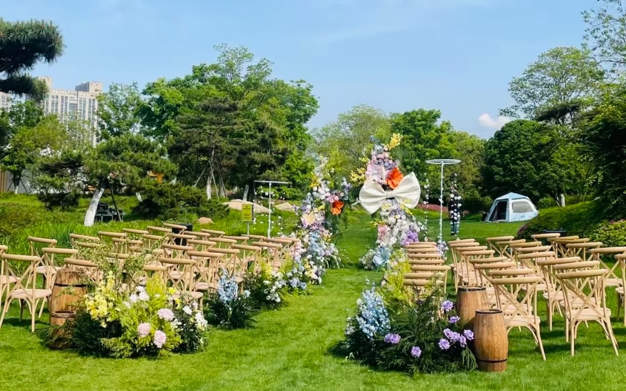【晴空花信】户外草坪婚礼——艾禾婚礼