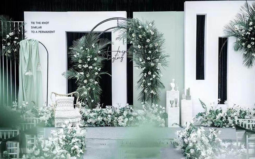 室外白绿色系  老家婚礼 