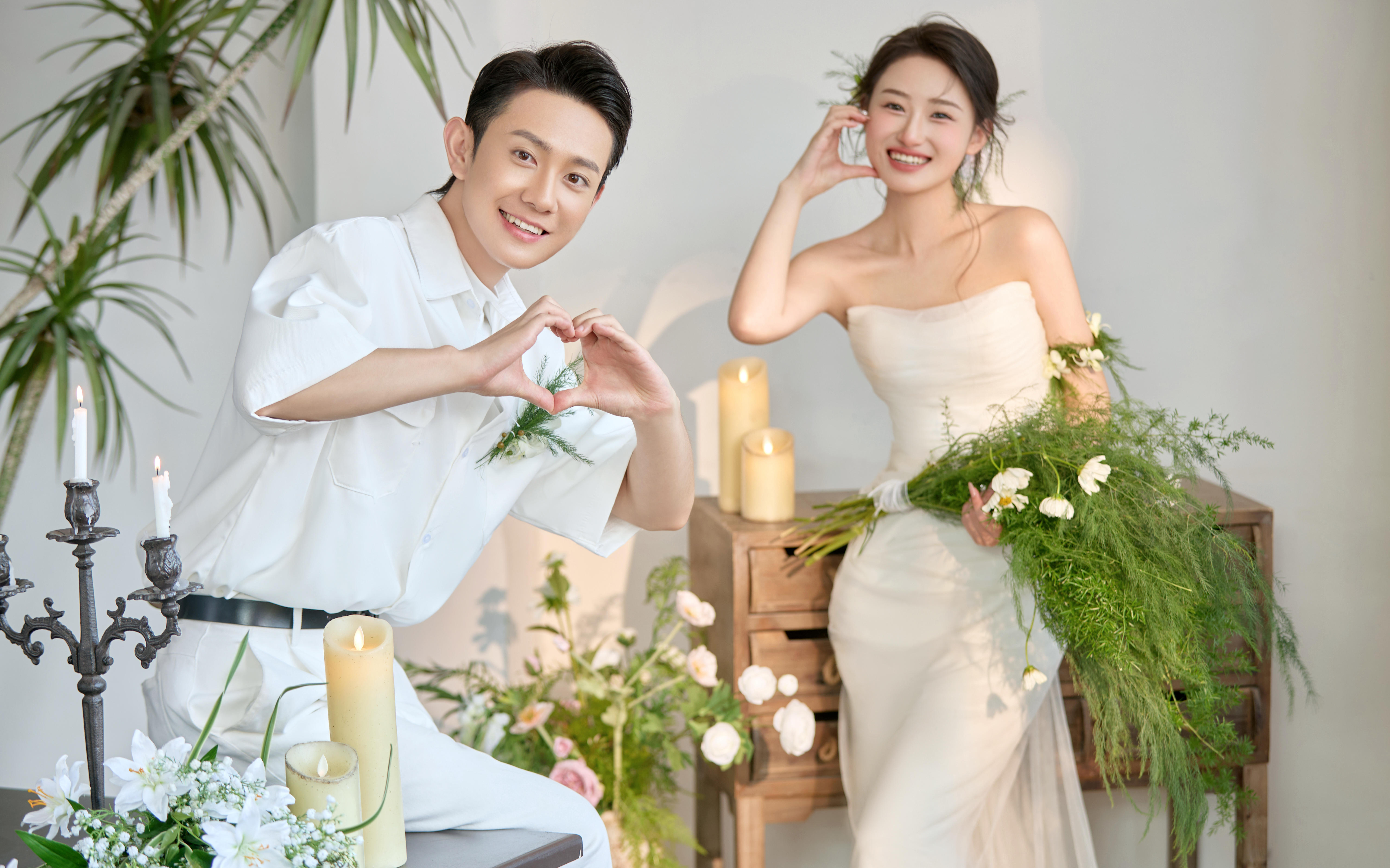 救命誰(shuí)懂呀??這種簡(jiǎn)單又清新的韓系婚紗照好好看