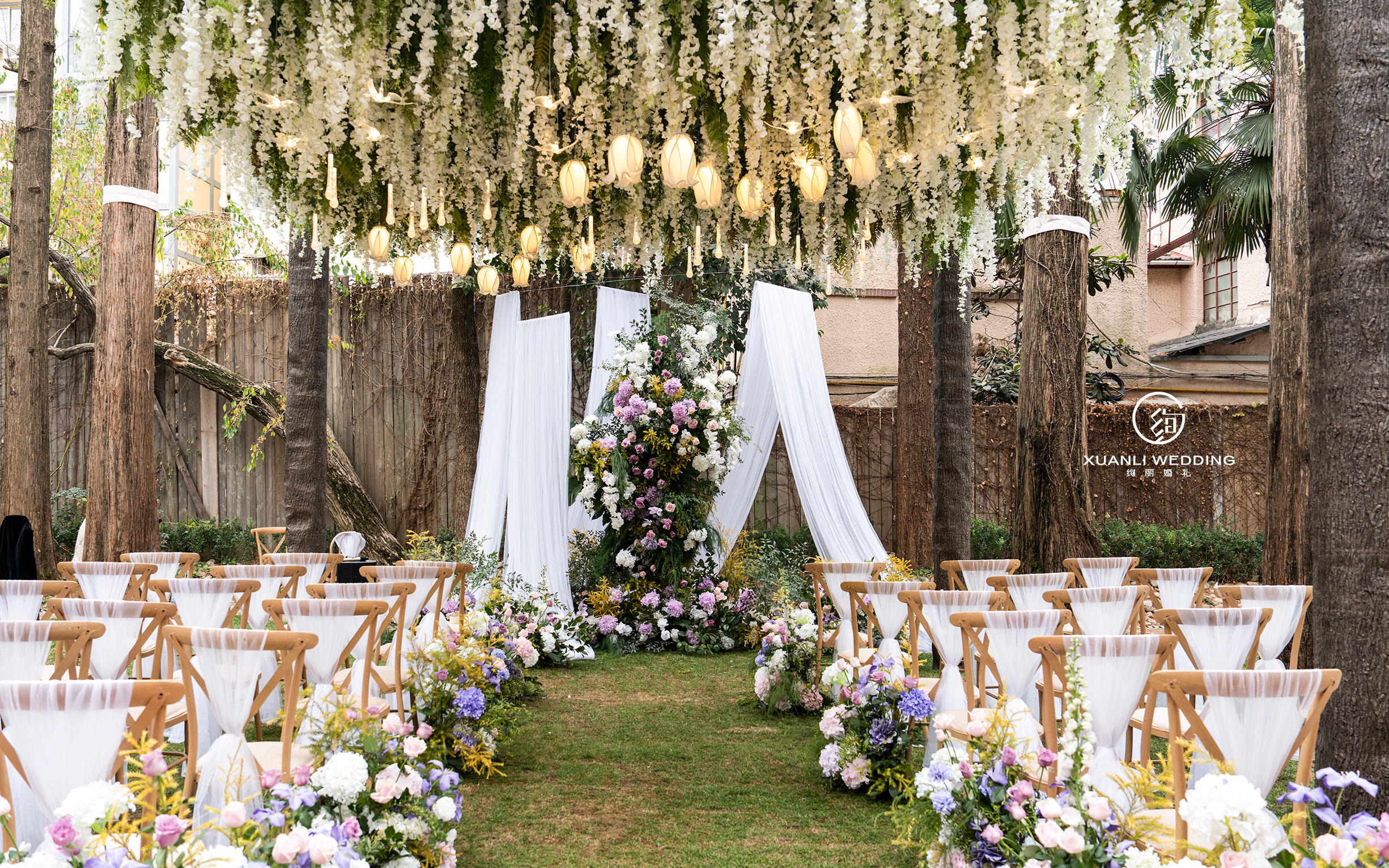 暮光之城户外婚礼｜把春天的野趣搬进林间