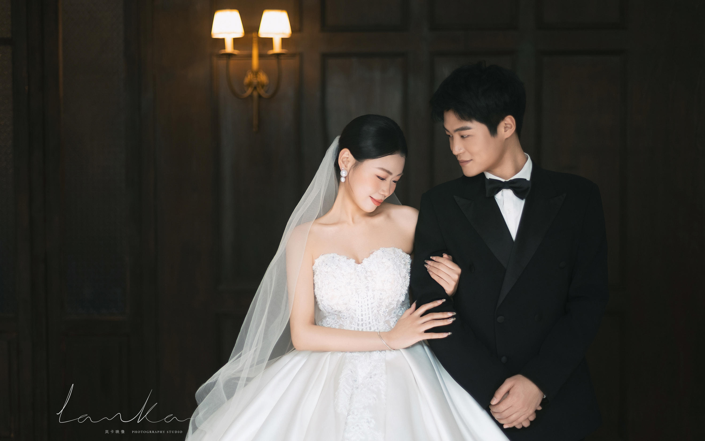 【岚卡映像】室内主婚纱