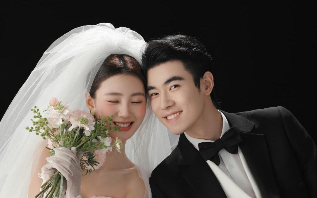 韩式极简风婚纱照
