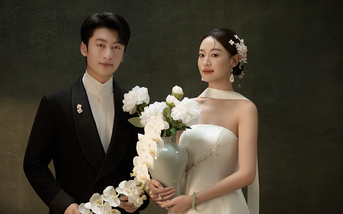 掉进油画里的复古婚纱照🌿从头美到脚