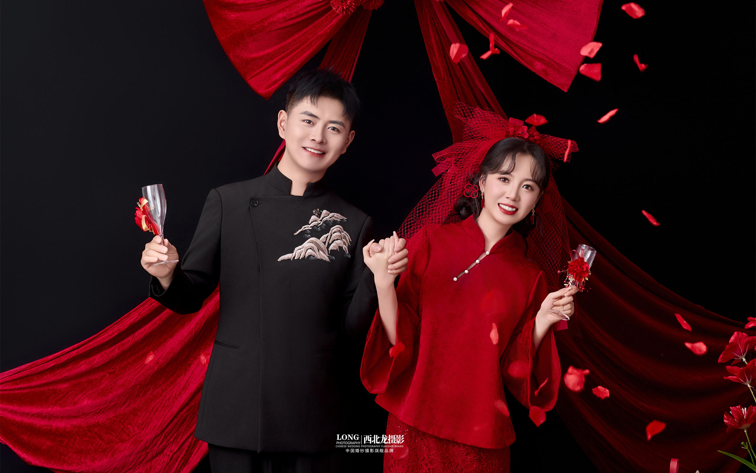 甜美必拍的蝴蝶結(jié)喜嫁風(fēng)婚紗照??被客人問(wèn)爆