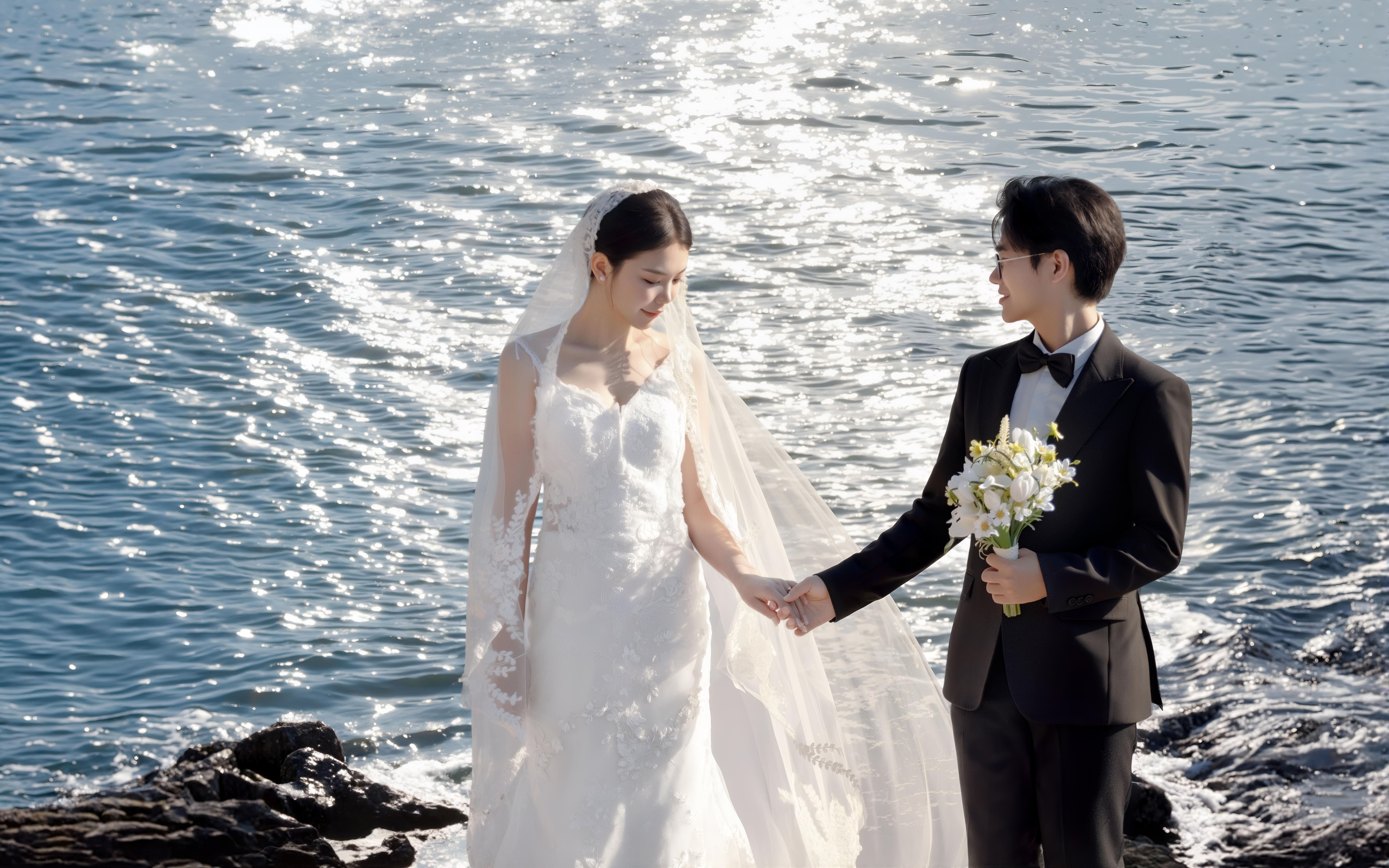 私藏玻璃海！氛围感”海景“婚纱照美封神了