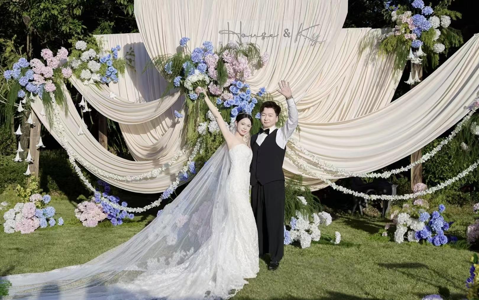 小預(yù)算戶外婚禮